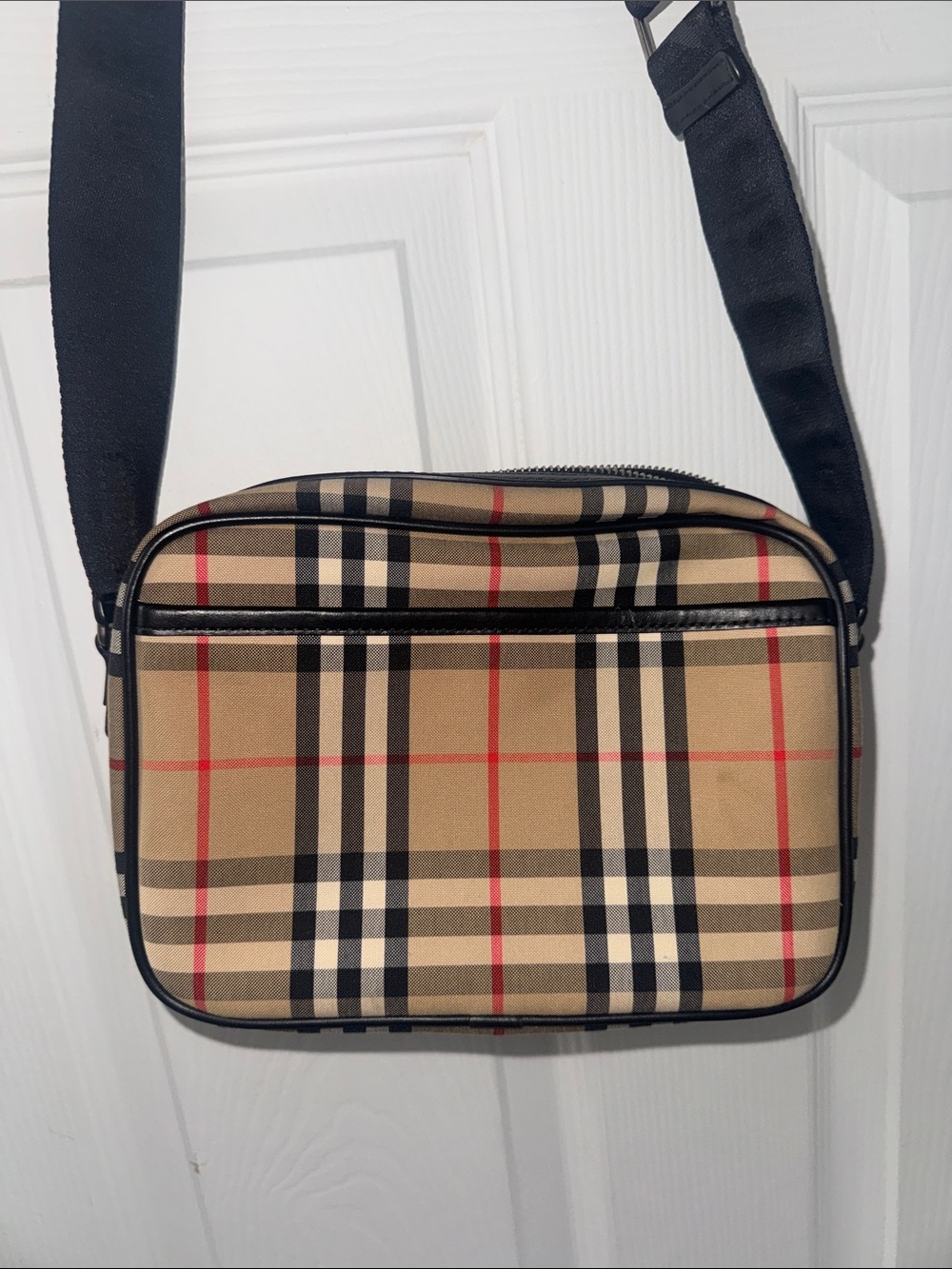 Burberry Beige Black Check Messenger Bag with Red Accents-made in china - Picture 5 of 7